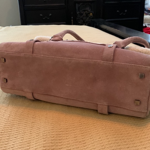 Dusty Pink Stuart Weitzman Shearling Bag. 12” X 7” X 4” - Picture 4 of 13
